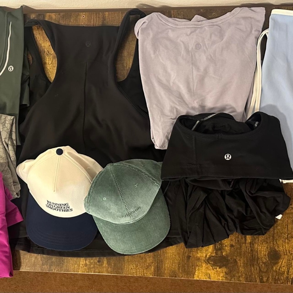 Lululemon (mostly) bundle!